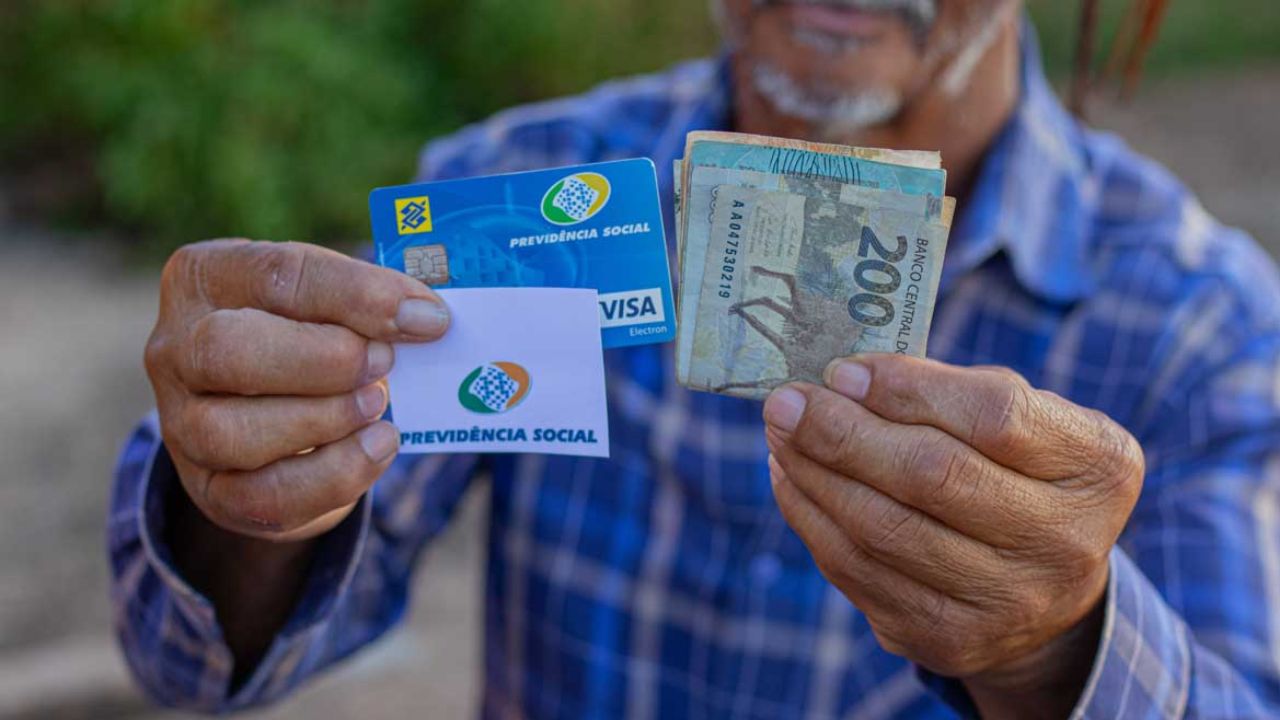 Haddad quer mudar nas aposentadorias